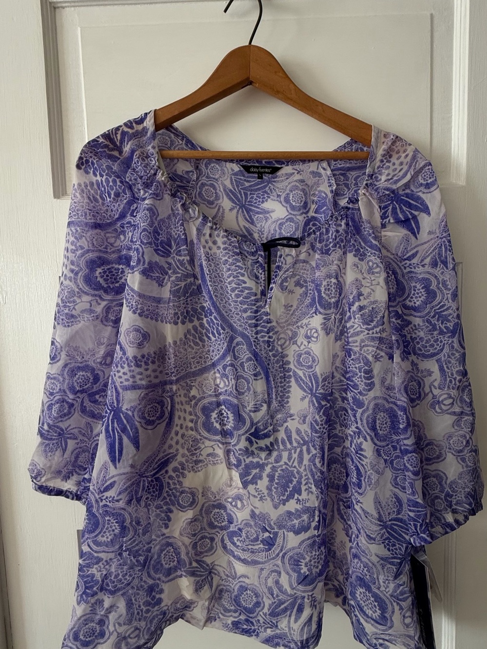Daisy Fuentes Summer in St. Tropez Blue Floral Paisley Blouse NWT Sz L